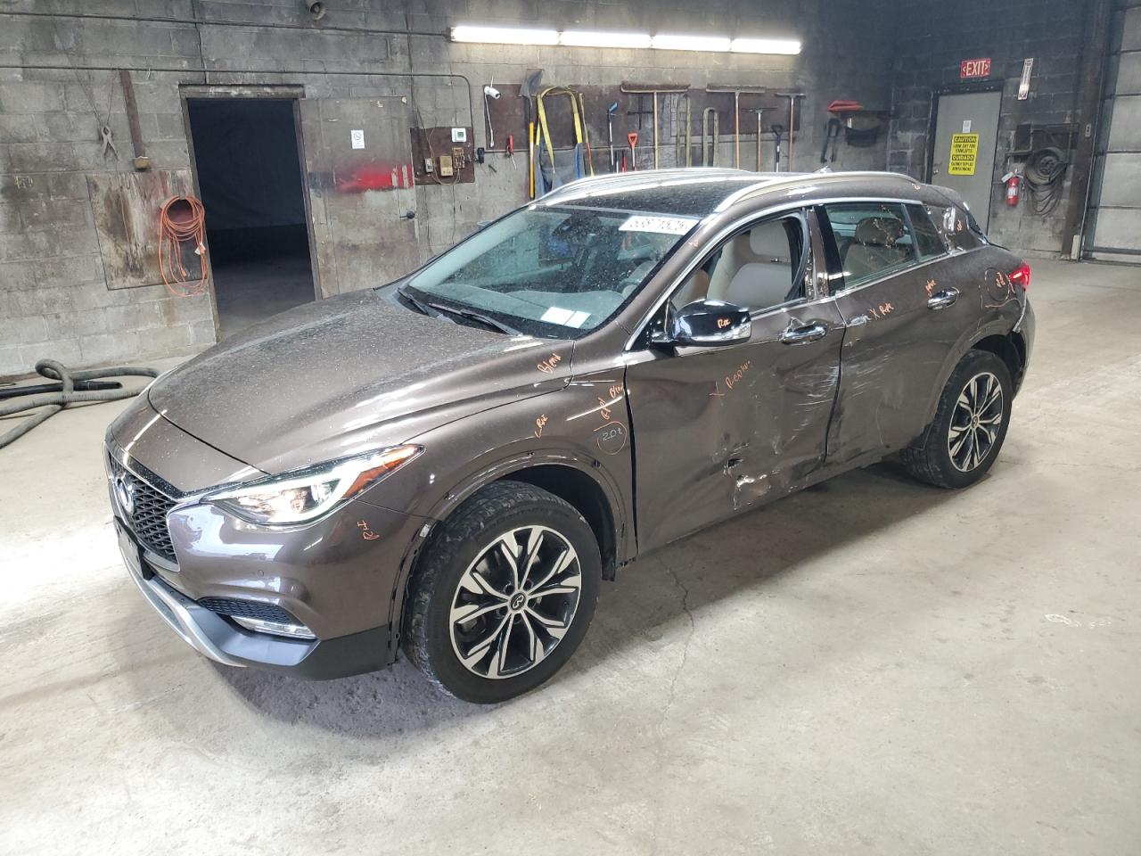 INFINITI QX30 BASE 2018