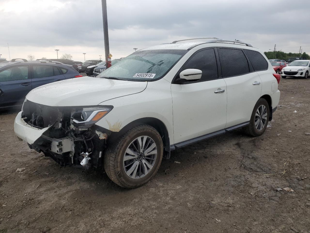 NISSAN PATHFINDER 2017