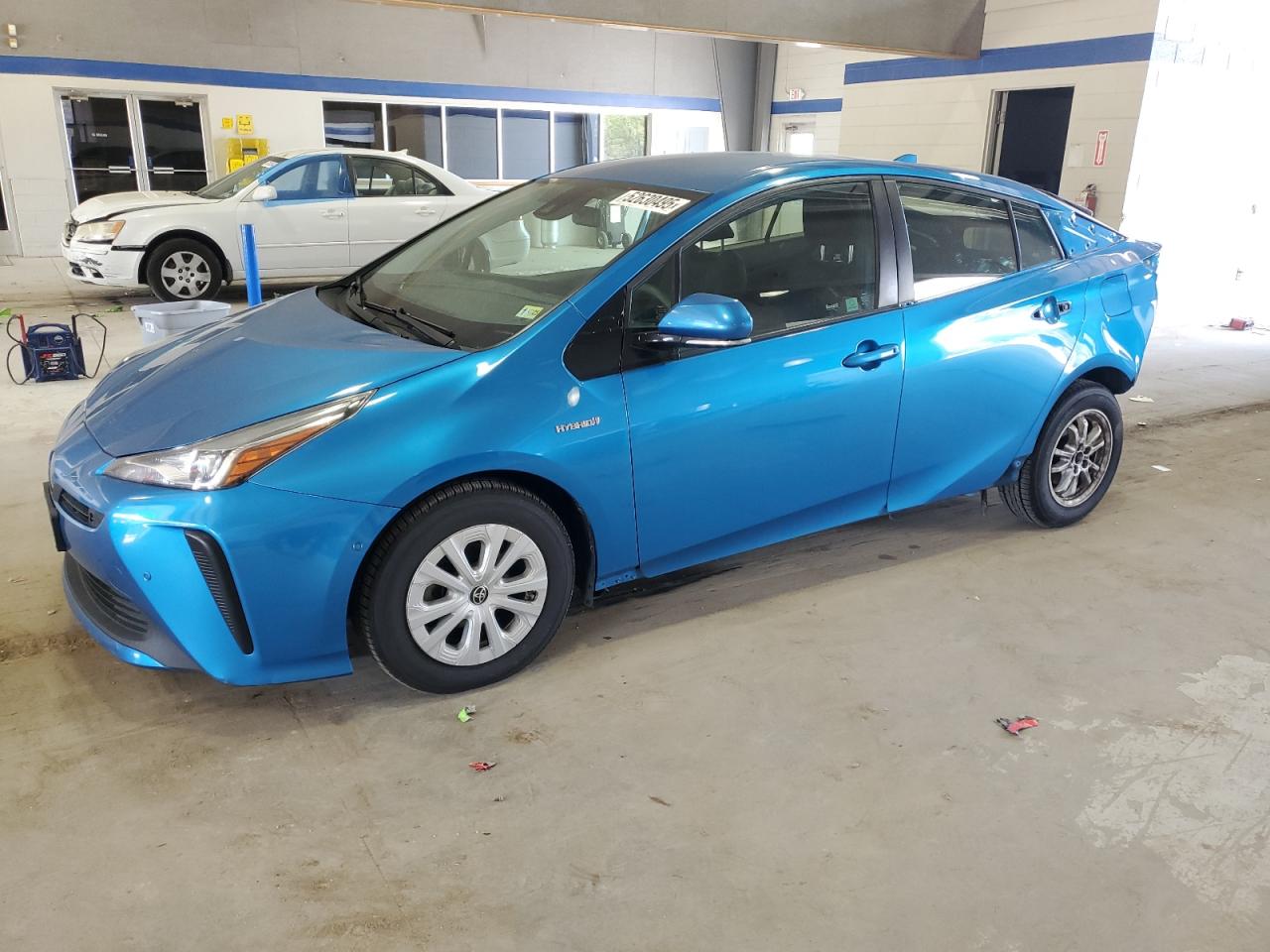 TOYOTA PRIUS 2019