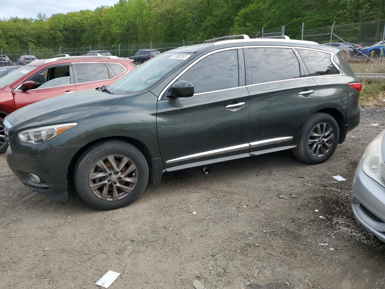 INFINITI JX35 2013