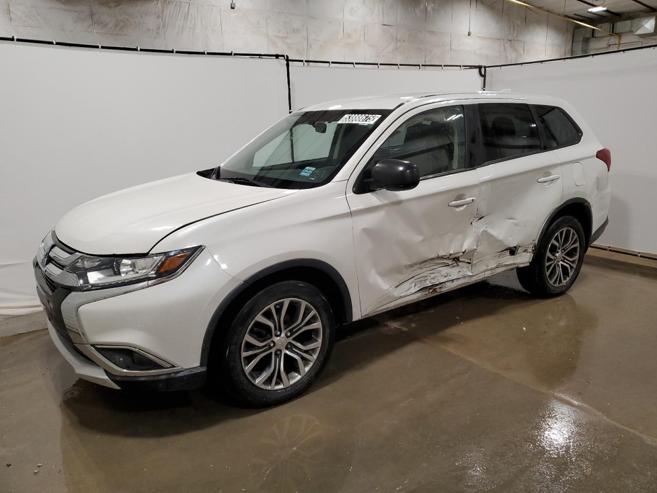 MITSUBISHI OUTLANDER 2018