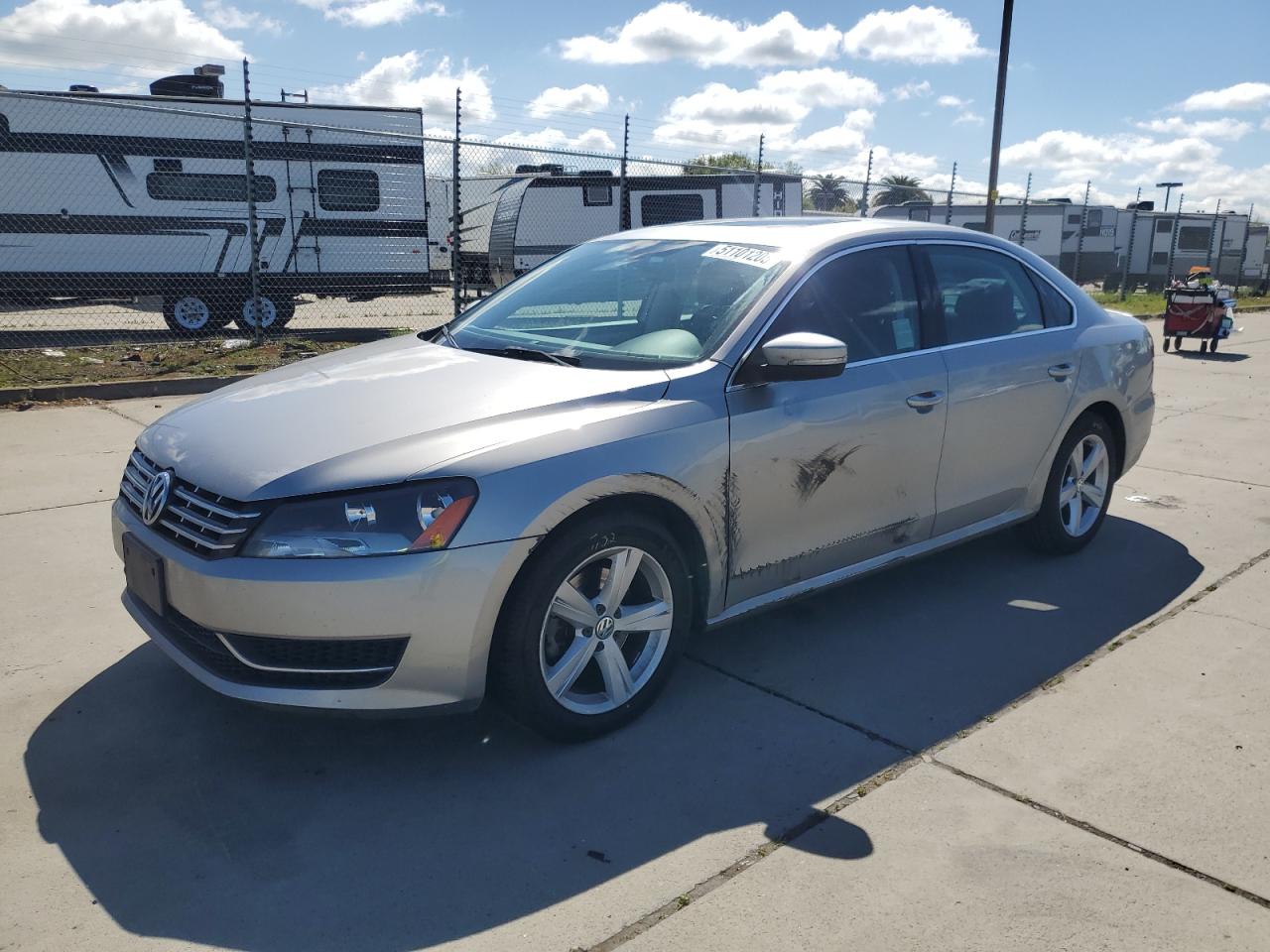 VOLKSWAGEN PASSAT SE 2013