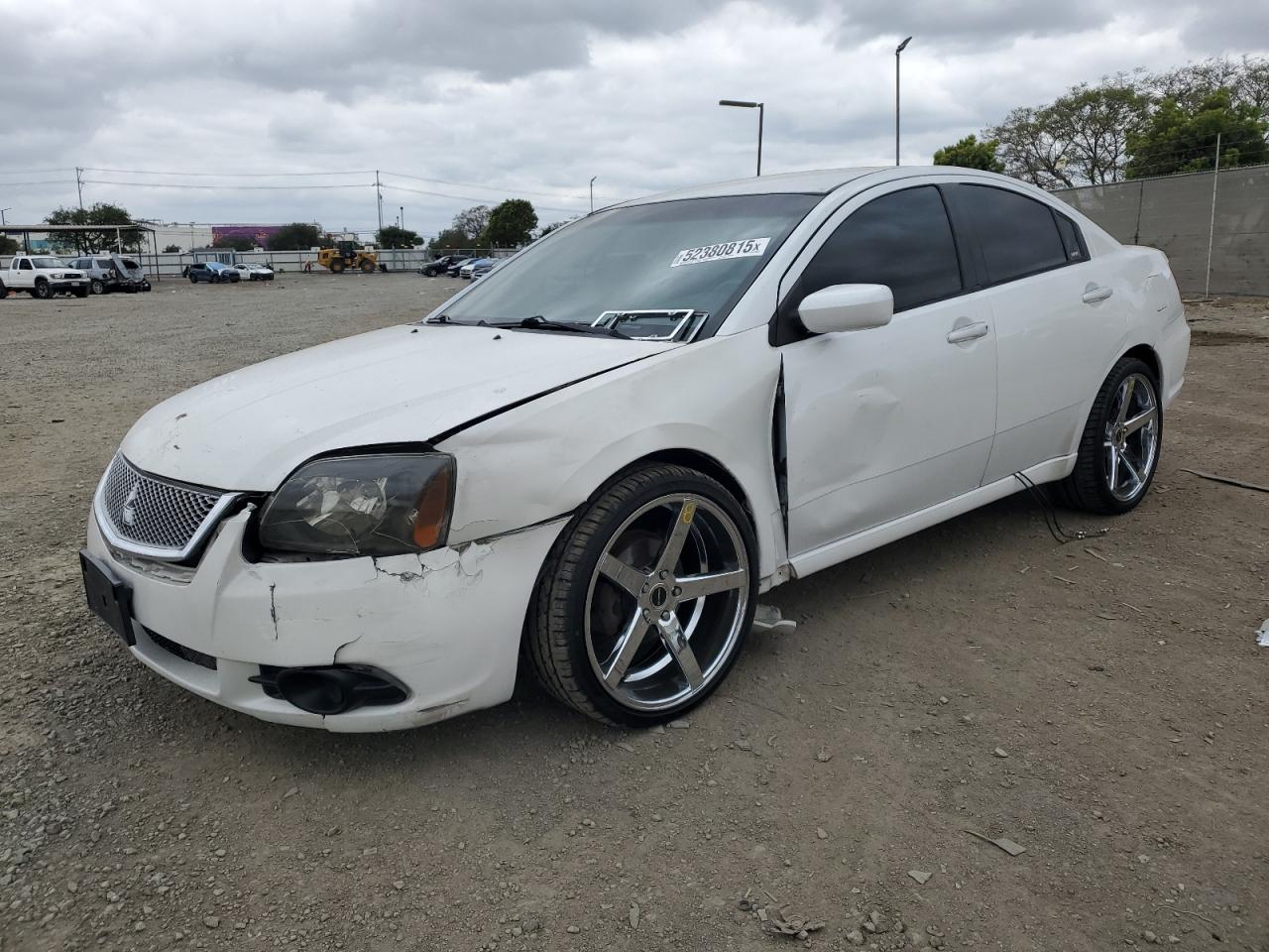 MITSUBISHI GALANT FE 2011