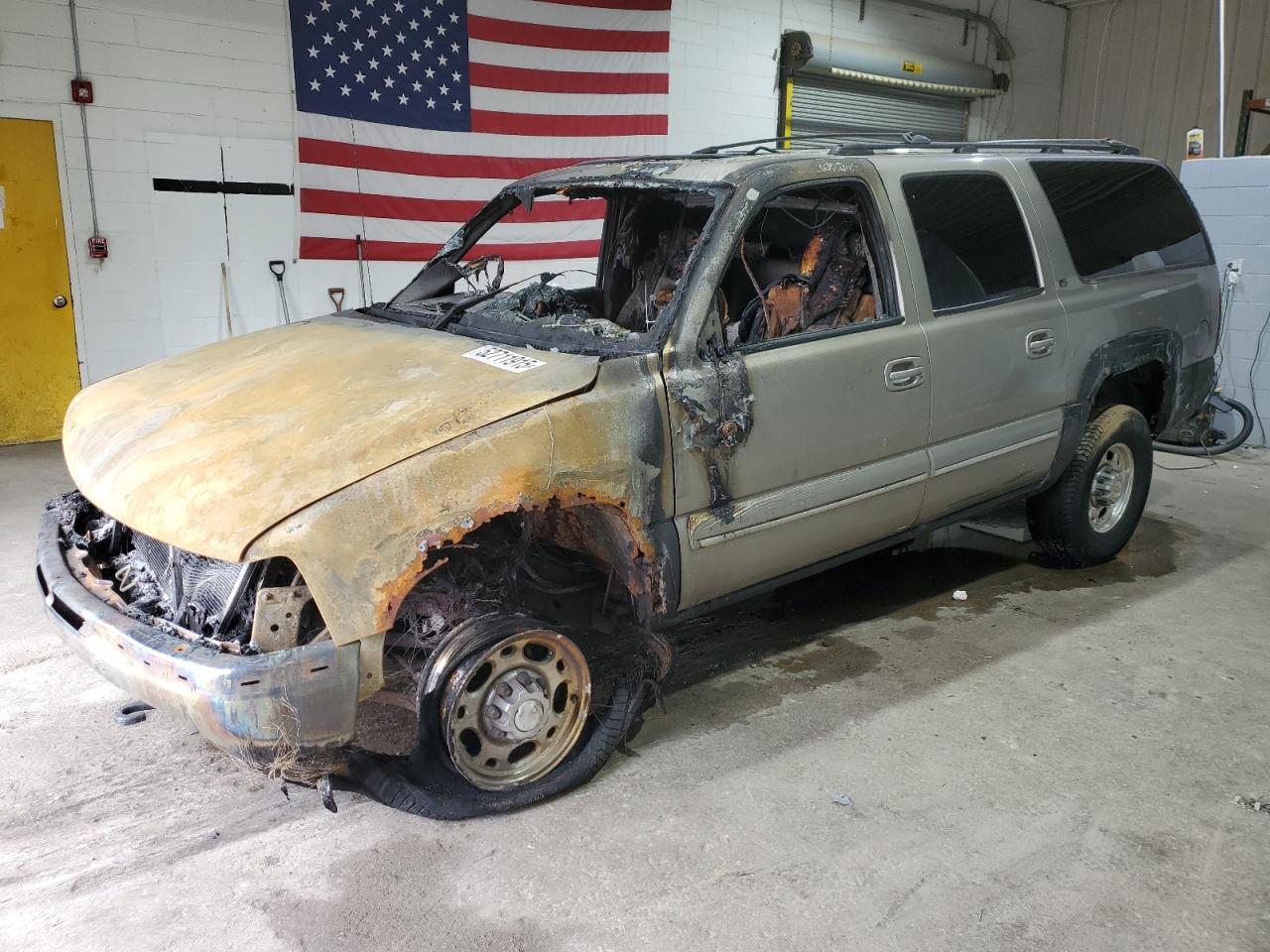 CHEVROLET SUBURBAN K 2001