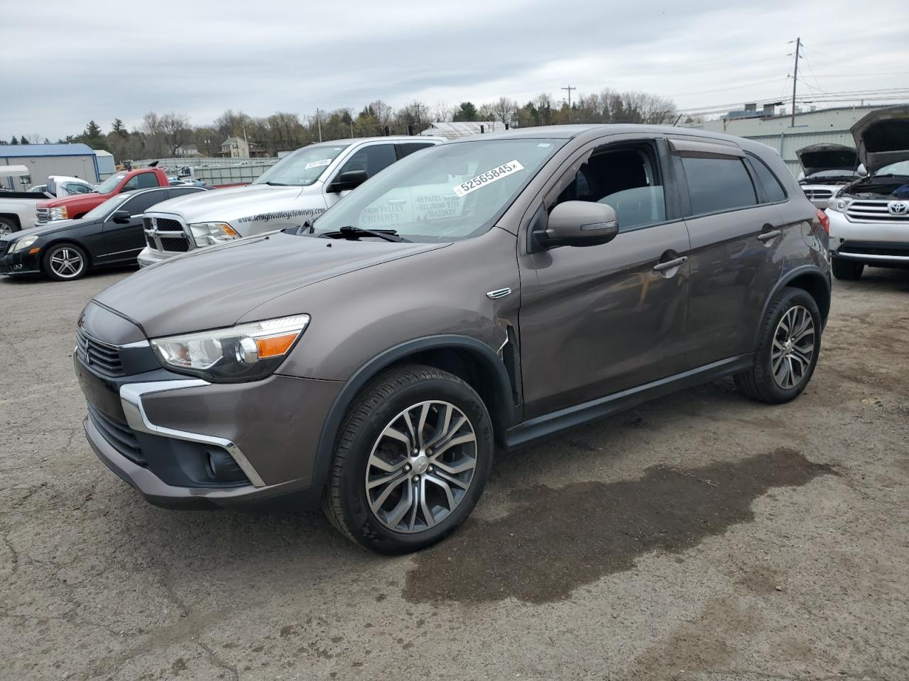 MITSUBISHI OUTLANDER 2016