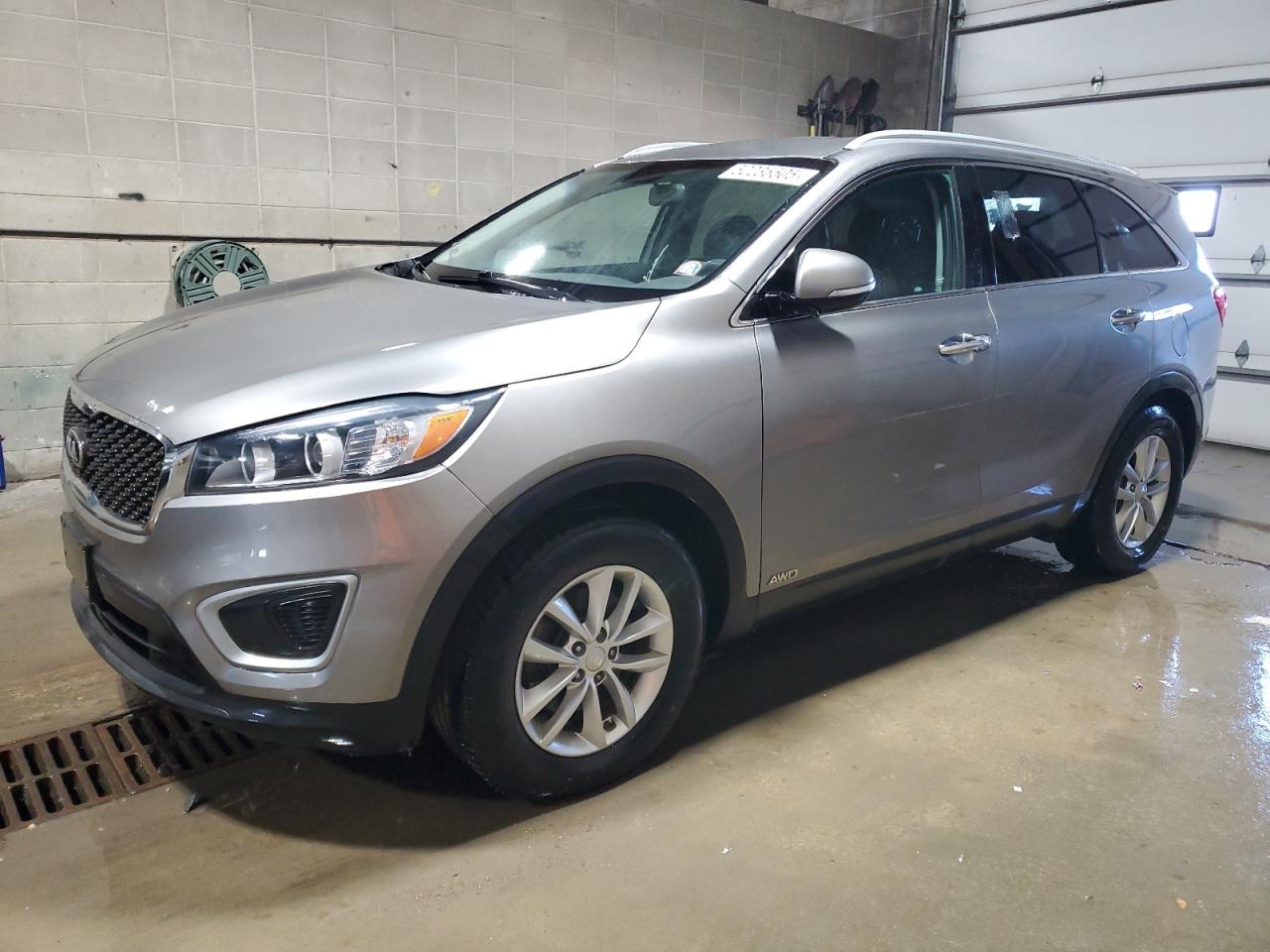 KIA SORENTO LX 2018