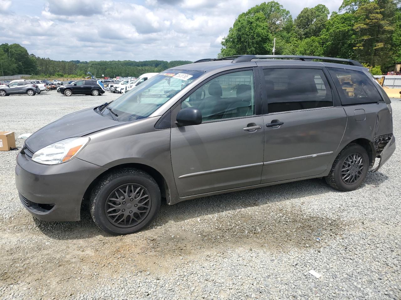 TOYOTA SIENNA CE 2005
