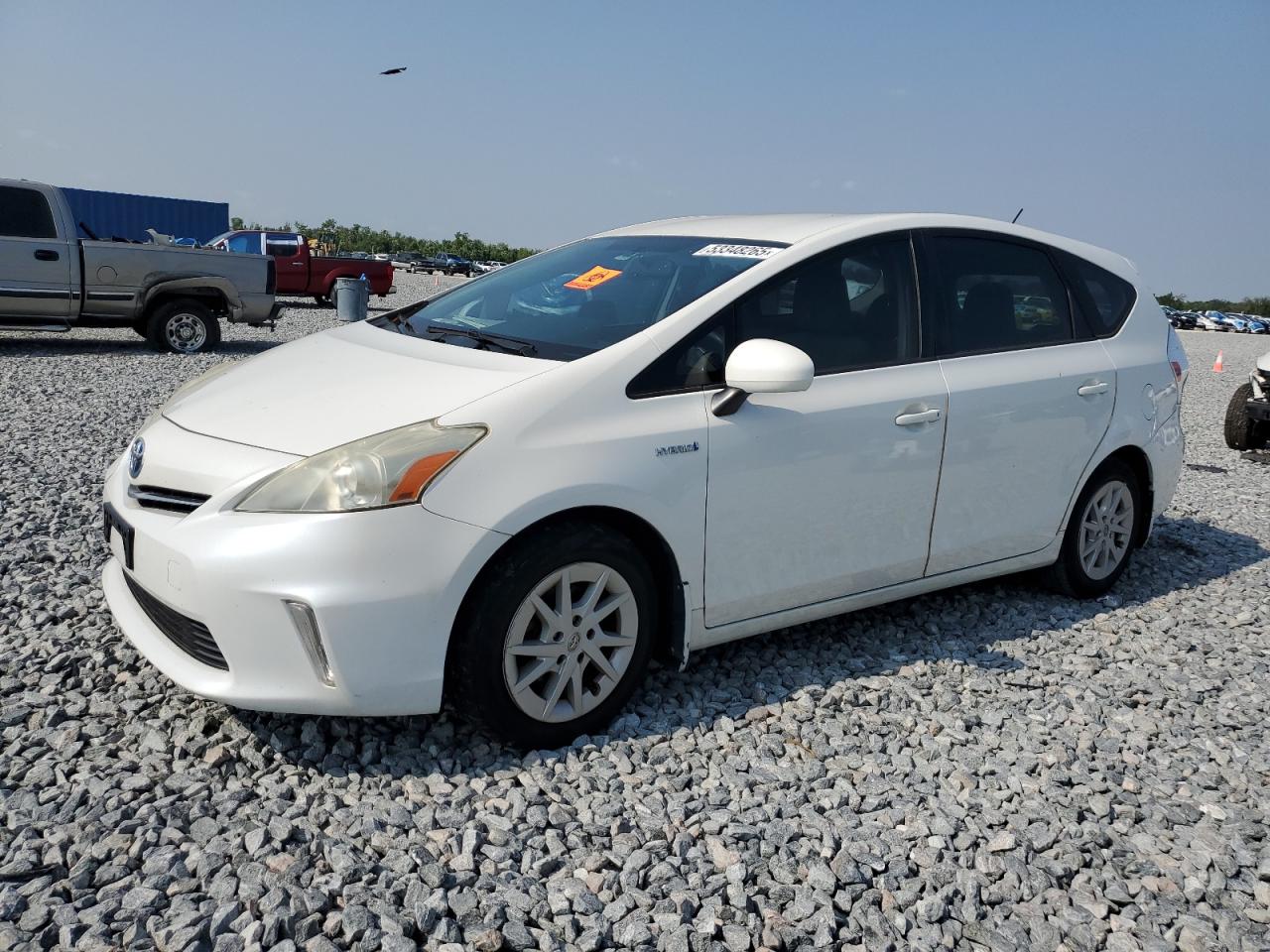 TOYOTA PRIUS V 2012
