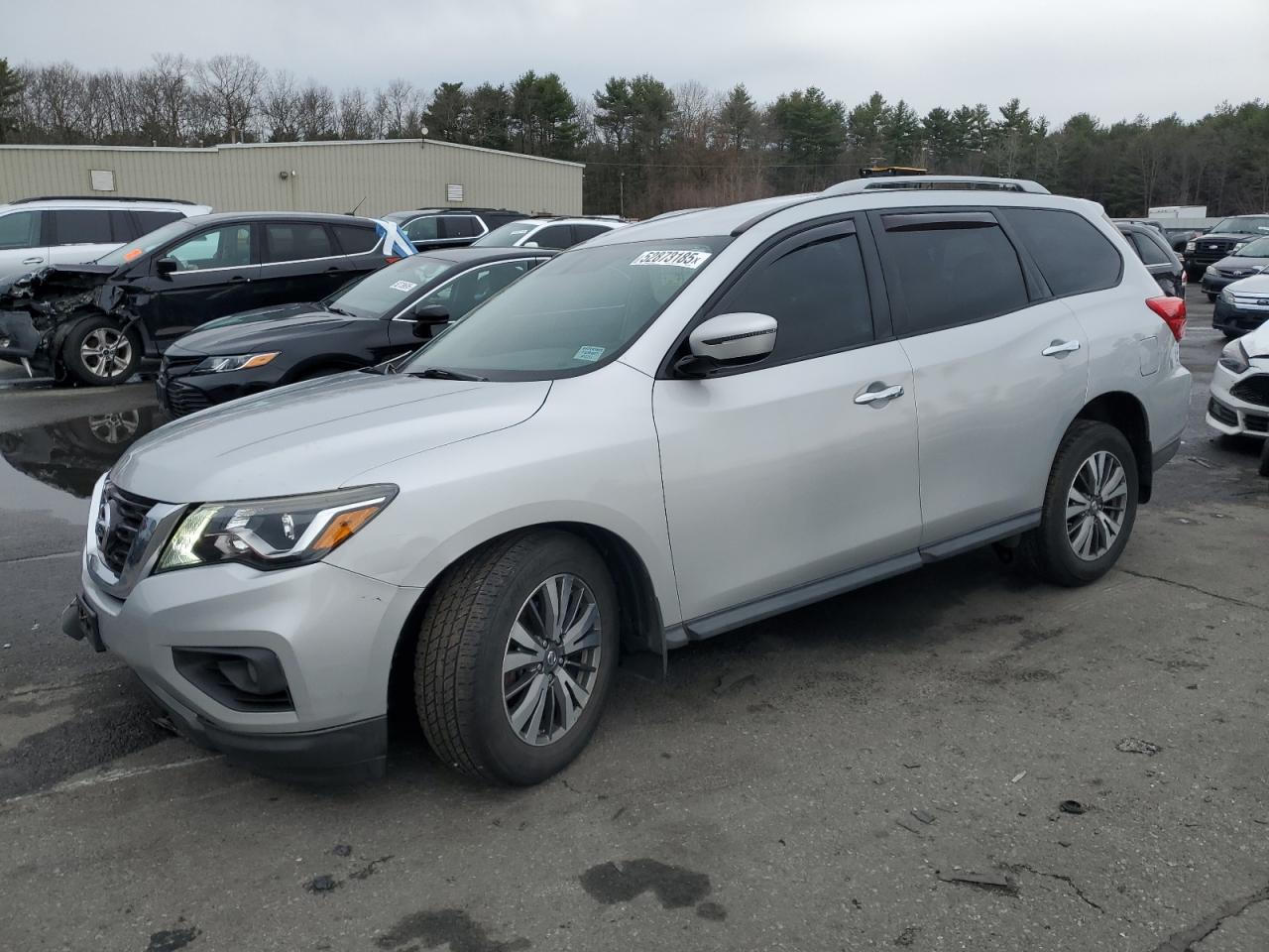 NISSAN PATHFINDER 2017