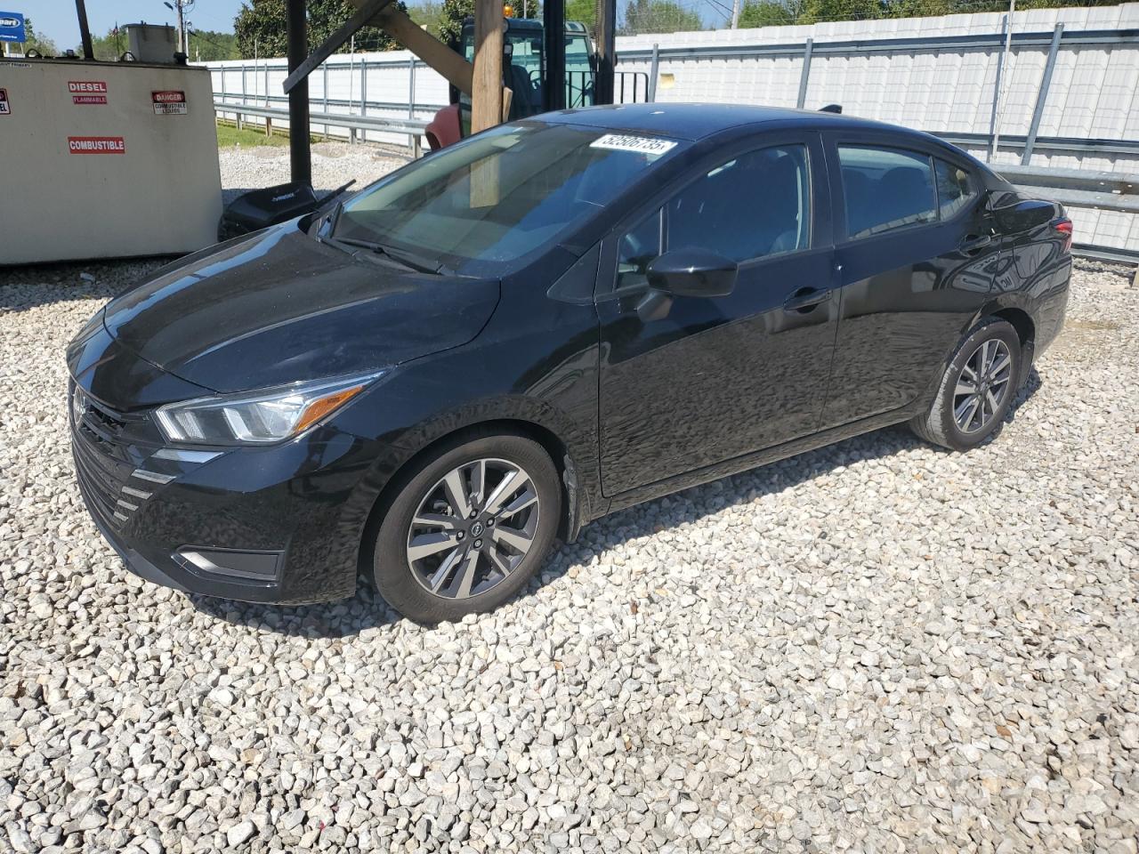 NISSAN VERSA SV 2024