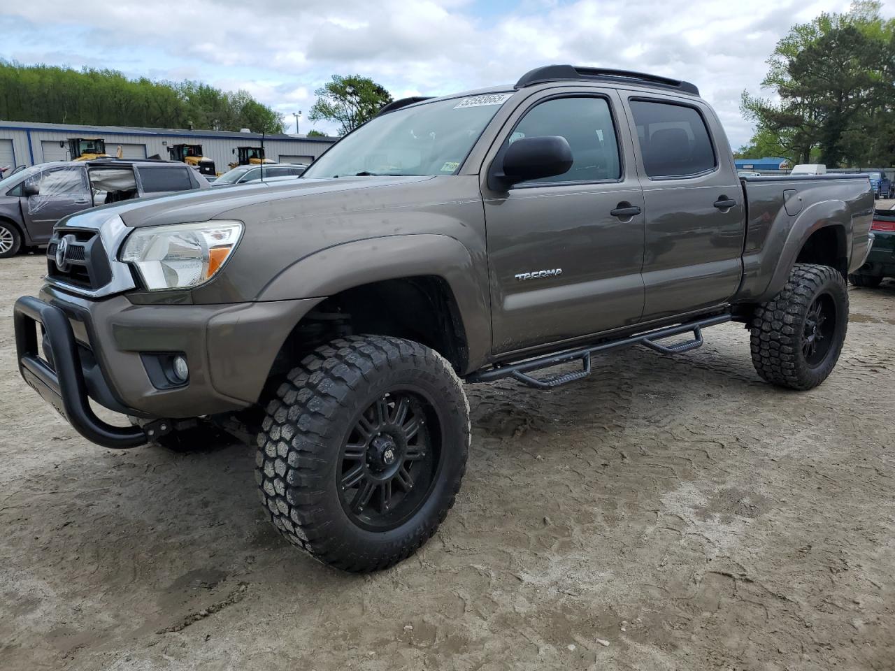 TOYOTA TACOMA DOU 2013