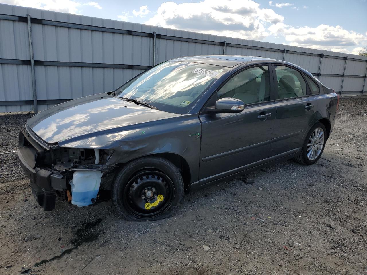 VOLVO S40 2.4I 2010