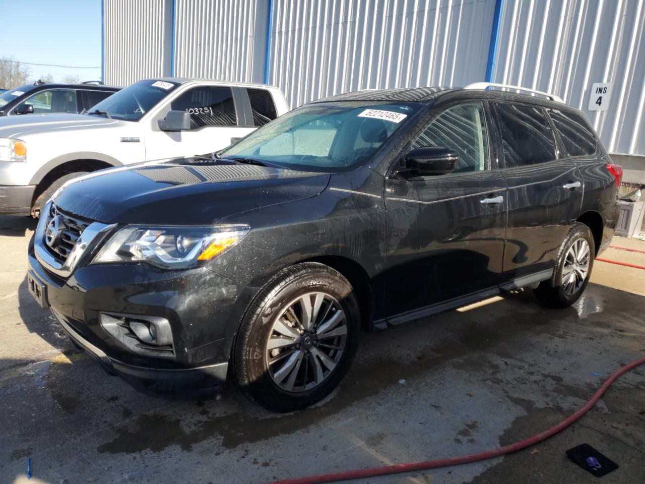 NISSAN PATHFINDER 2019