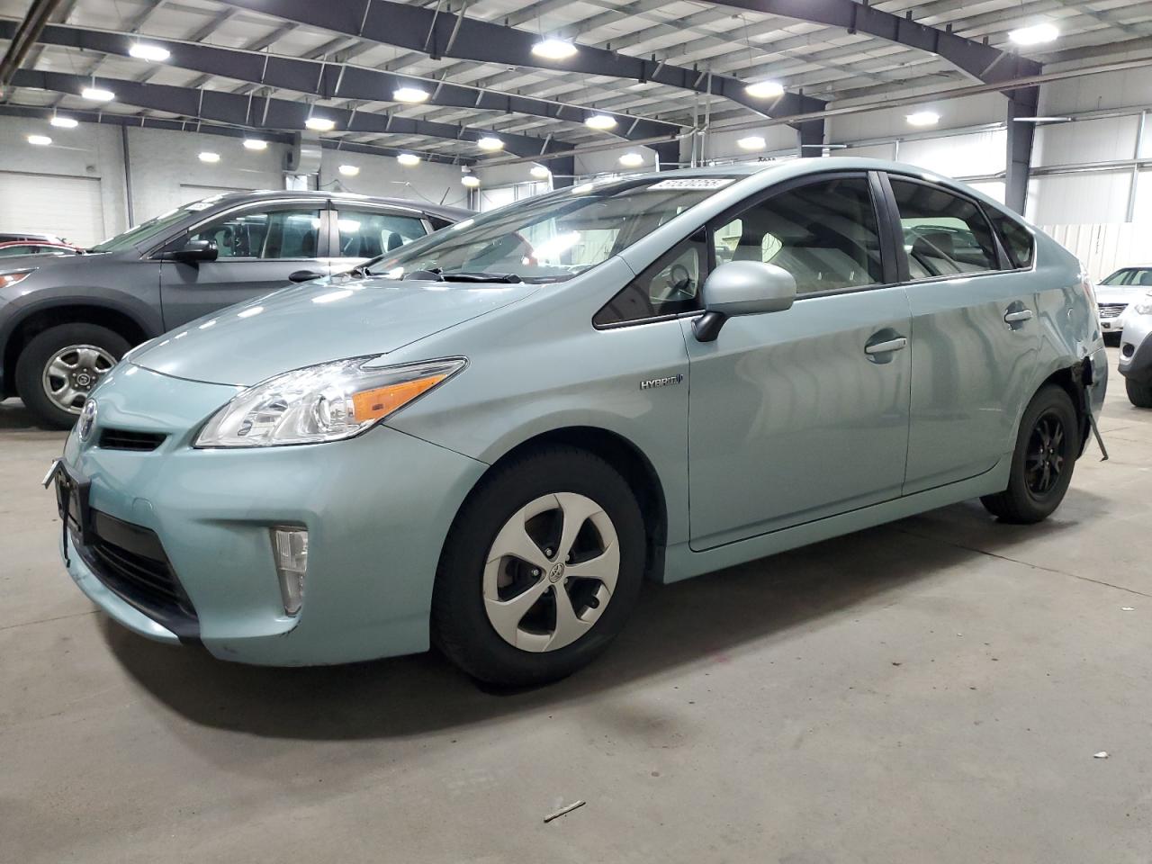 TOYOTA PRIUS 2013