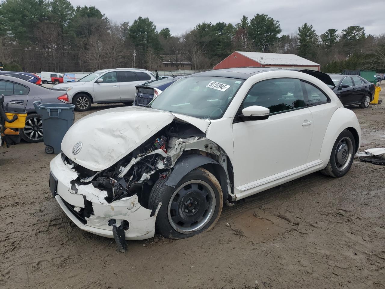 VOLKSWAGEN BEETLE 2012