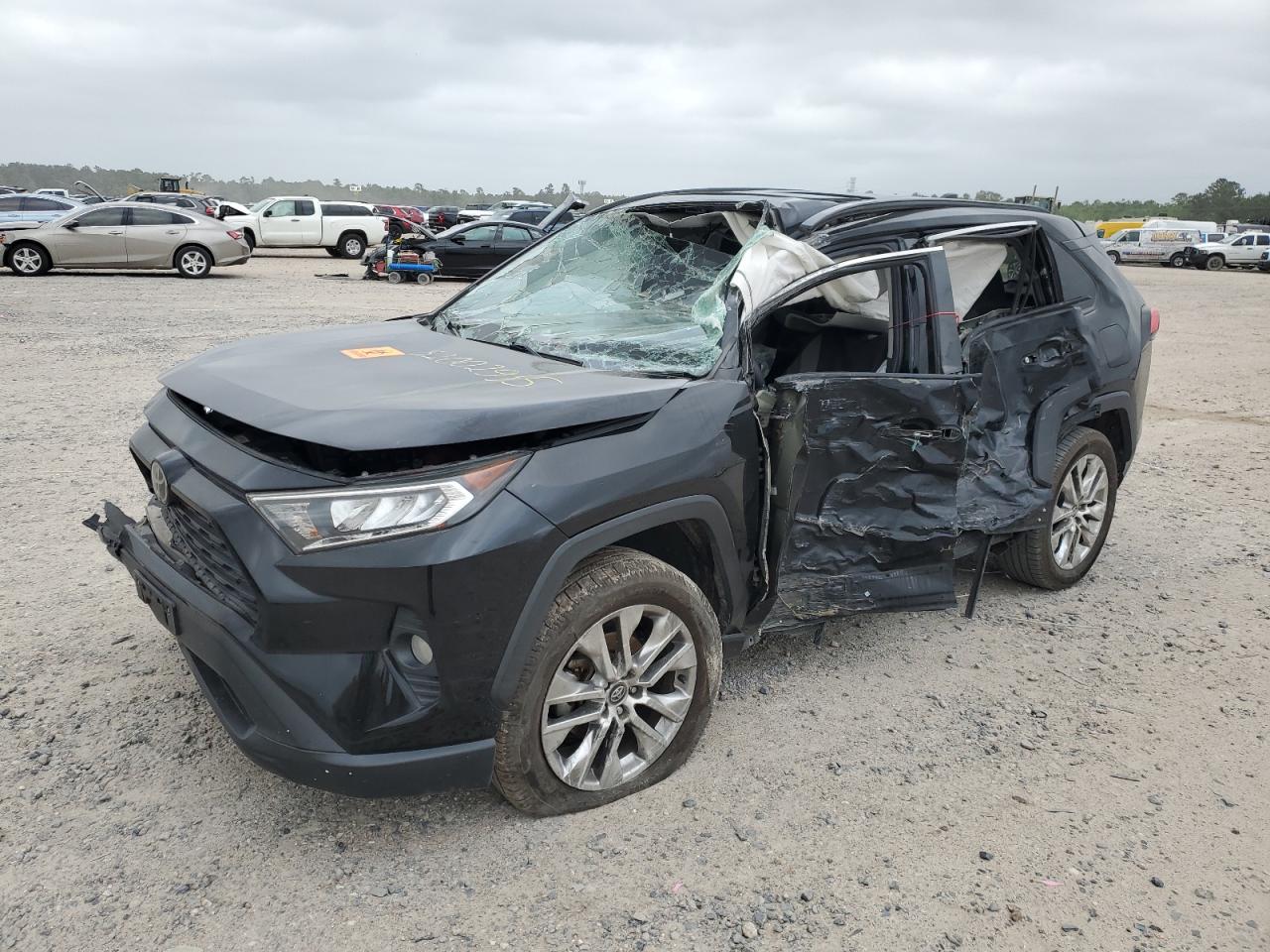 TOYOTA RAV4 2020