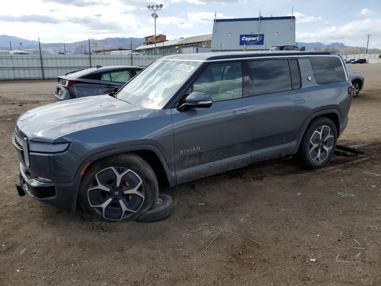 RIVIAN R1S ADVENT 2023