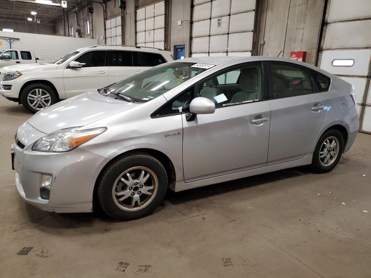 TOYOTA PRIUS 2010