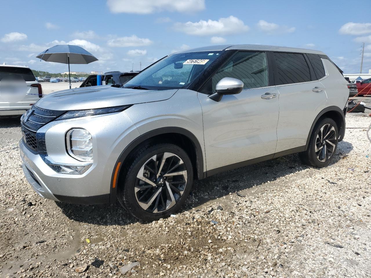 MITSUBISHI OUTLANDER 2024