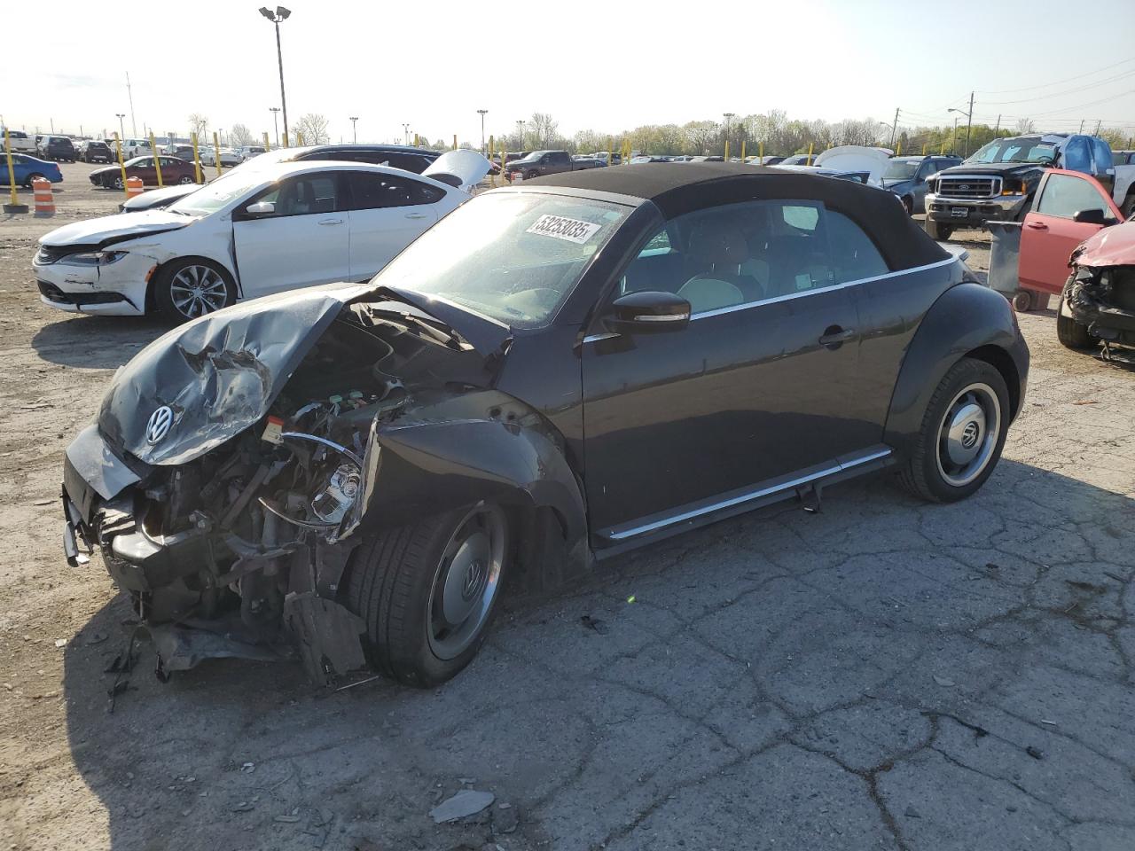 VOLKSWAGEN BEETLE 1.8 2015