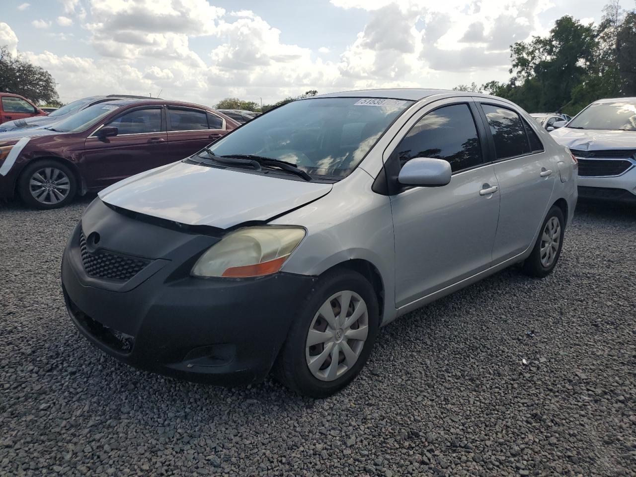 TOYOTA YARIS 2011