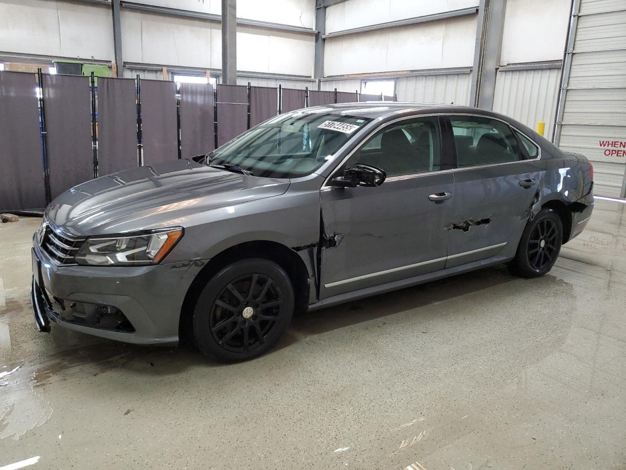 VOLKSWAGEN PASSAT S 2016