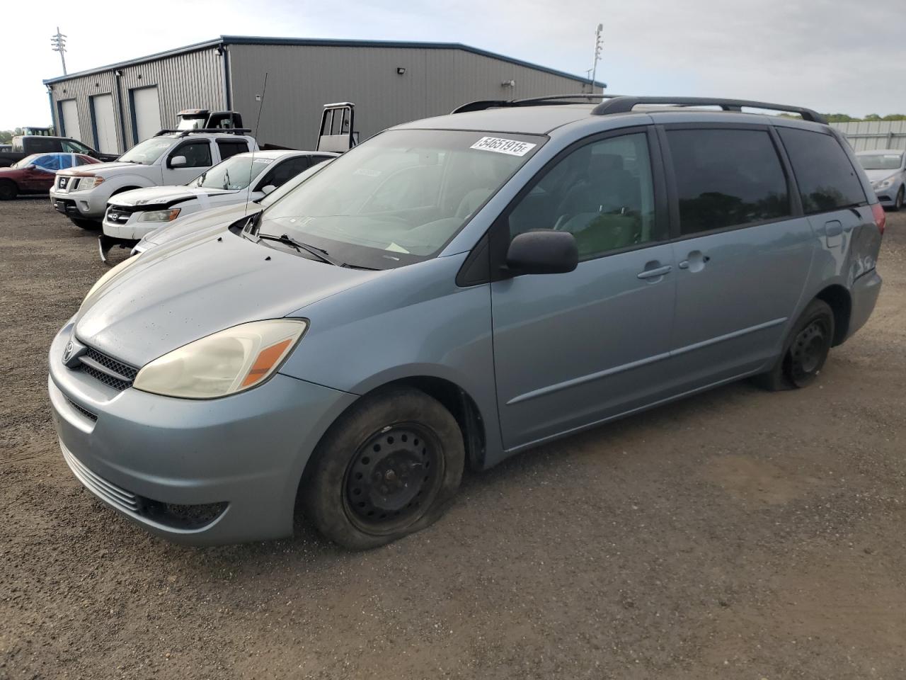 TOYOTA SIENNA CE 2004