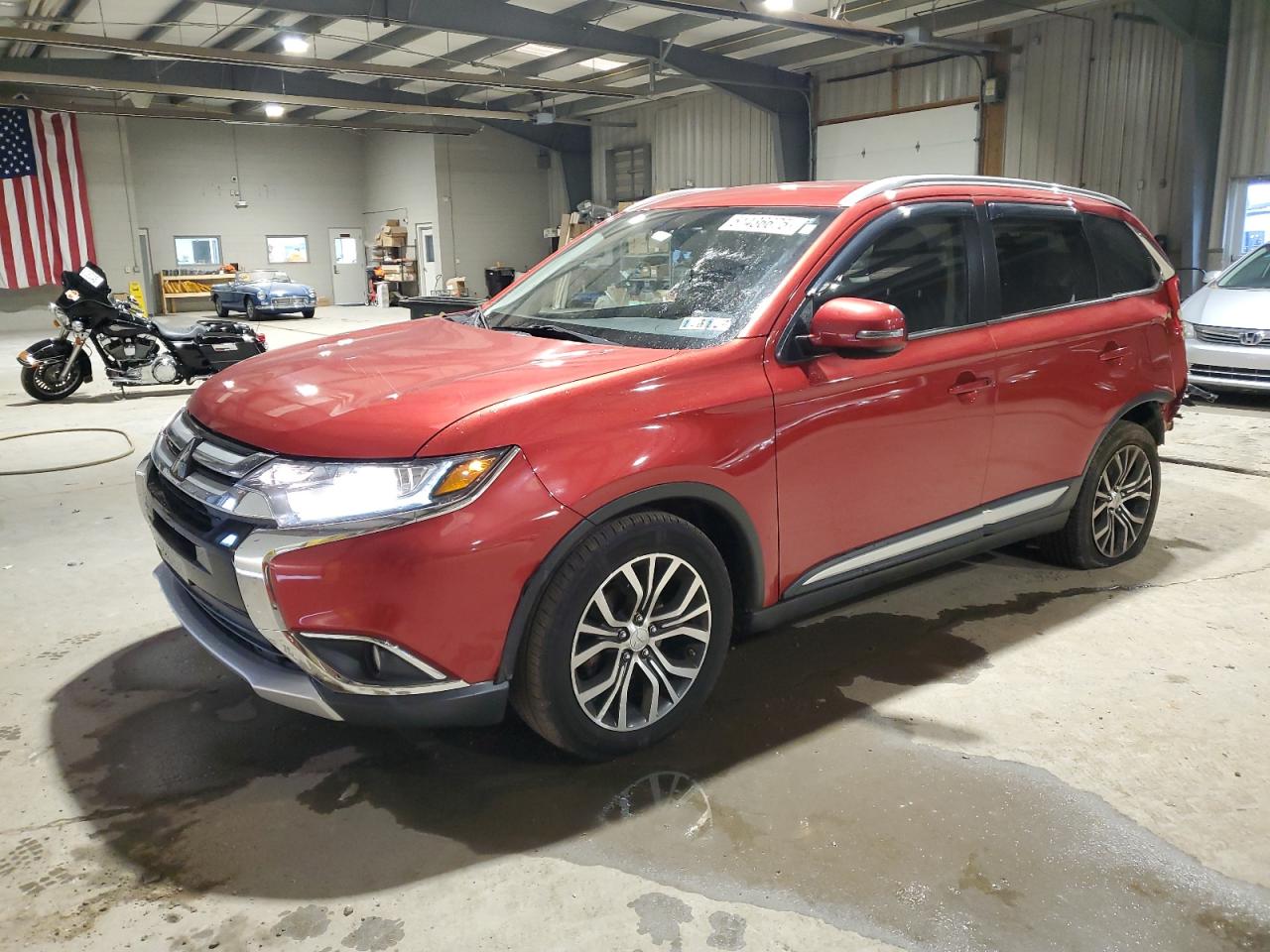 MITSUBISHI OUTLANDER 2017