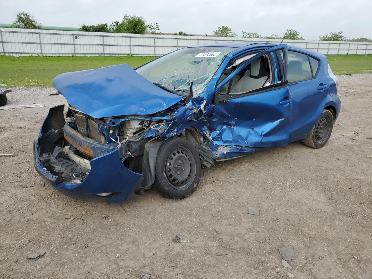 TOYOTA PRIUS C 2013