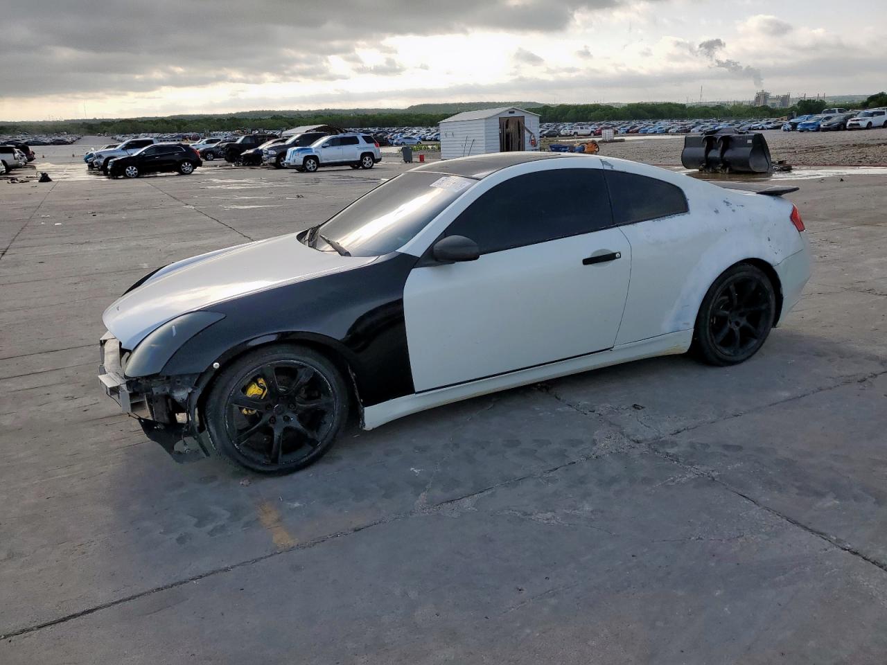 INFINITI G35 2004