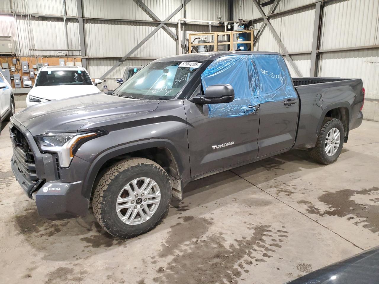 TOYOTA TUNDRA DOU 2023