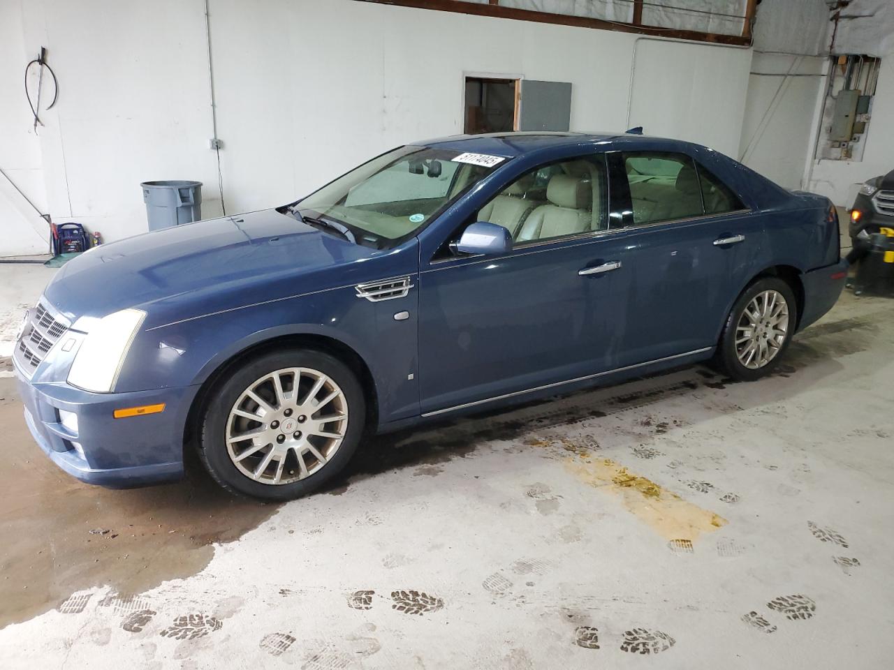 CADILLAC STS 2009