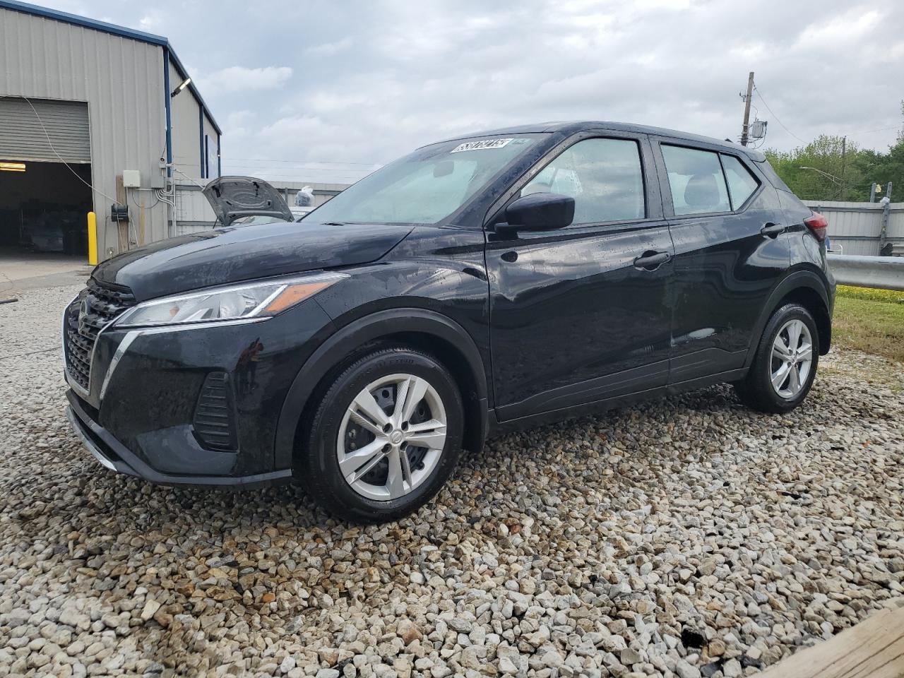 NISSAN KICKS S 2024