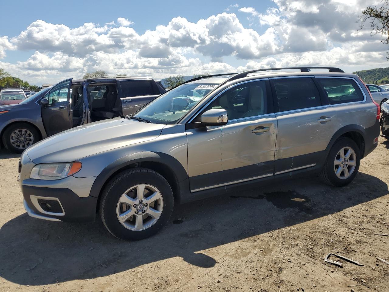 VOLVO XC70 3.2 2012
