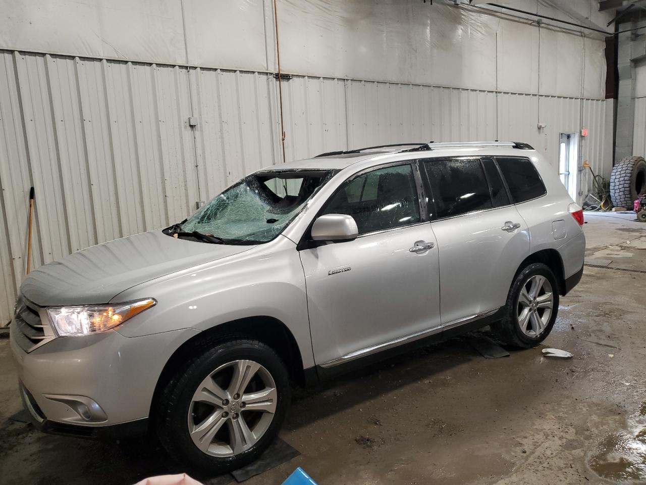 TOYOTA HIGHLANDER 2012