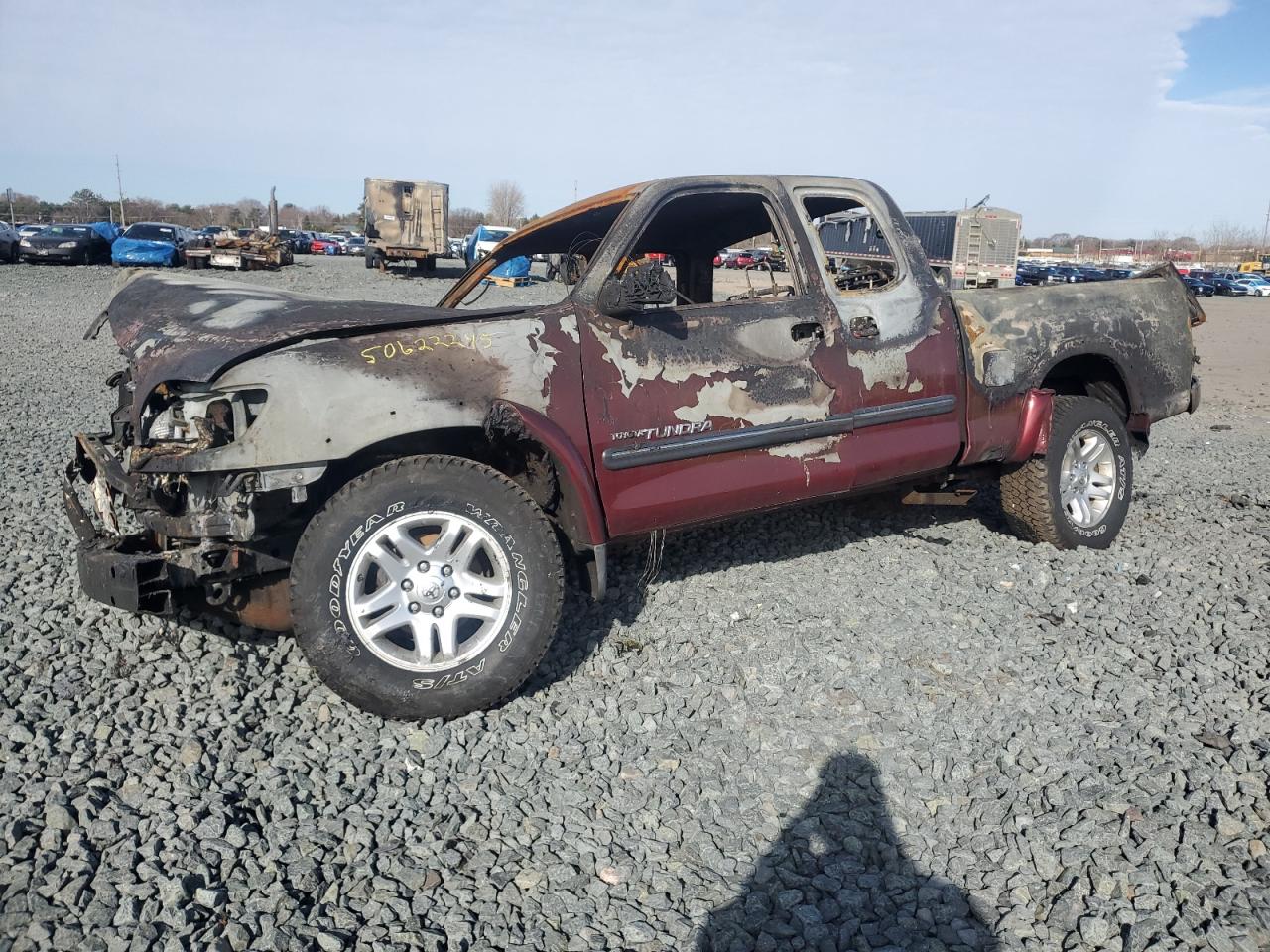 TOYOTA TUNDRA ACC 2006