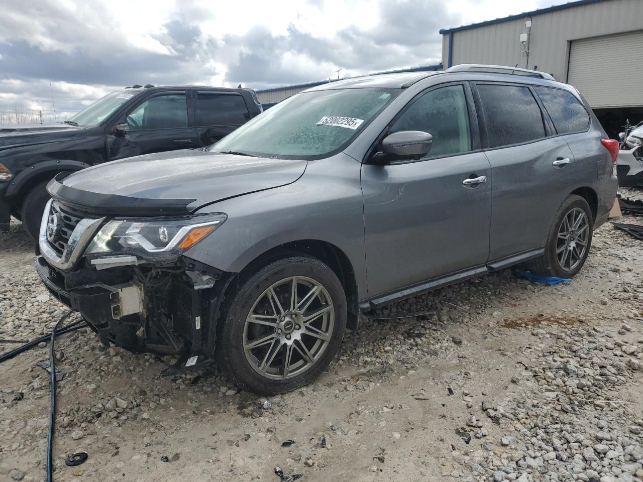 NISSAN PATHFINDER 2018