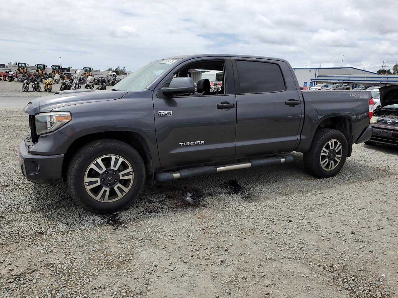 TOYOTA TUNDRA CRE 2018