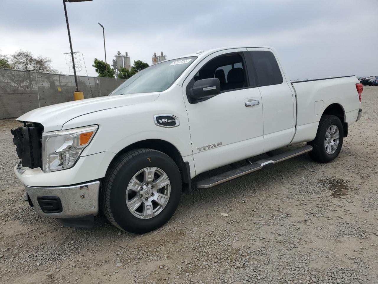 NISSAN TITAN S 2017