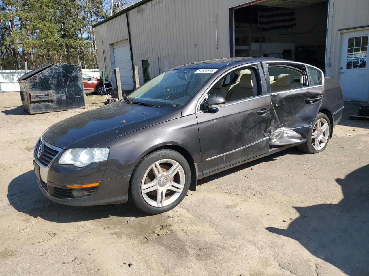 VOLKSWAGEN PASSAT KOM 2010