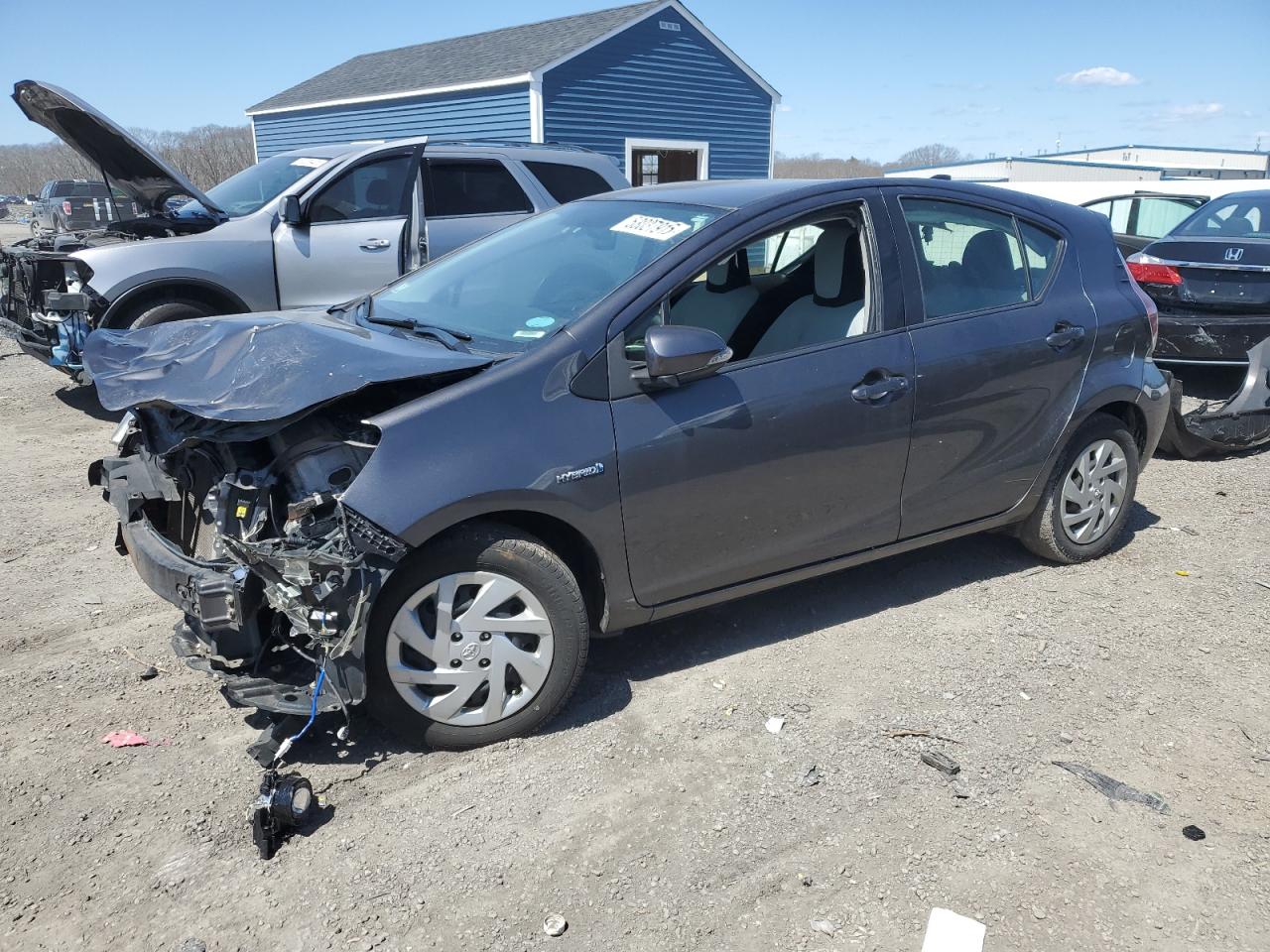 TOYOTA PRIUS C 2015