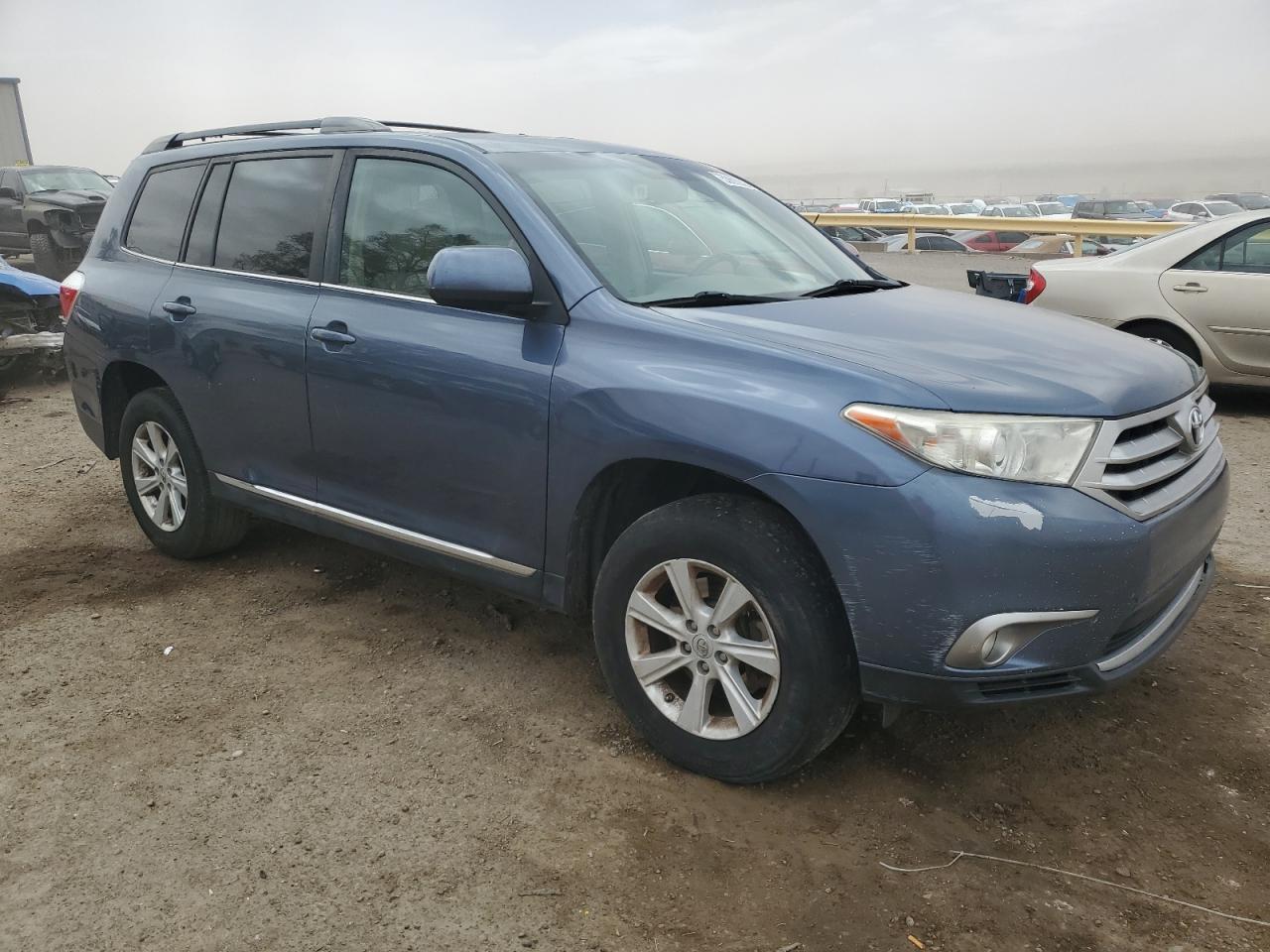 TOYOTA HIGHLANDER 2013