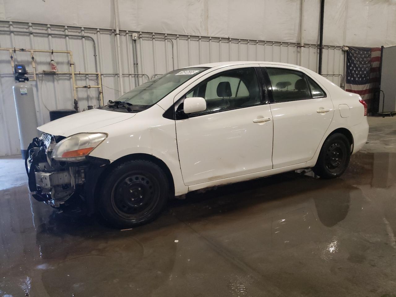 TOYOTA YARIS 2011