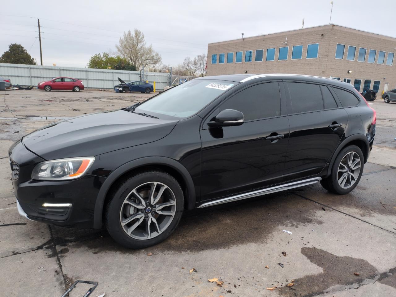 VOLVO V60 CROSS 2017