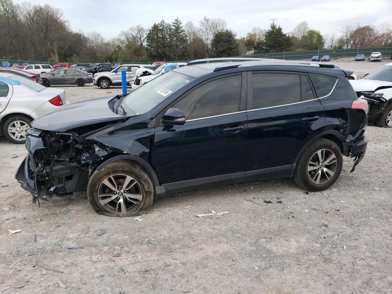 TOYOTA RAV4 XLE 2017