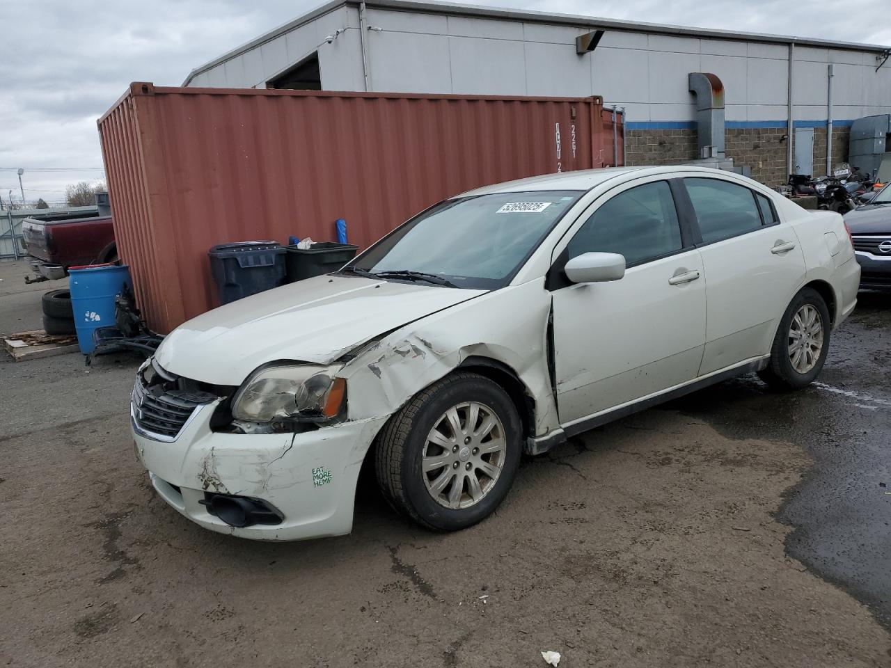 MITSUBISHI GALANT ES 2009