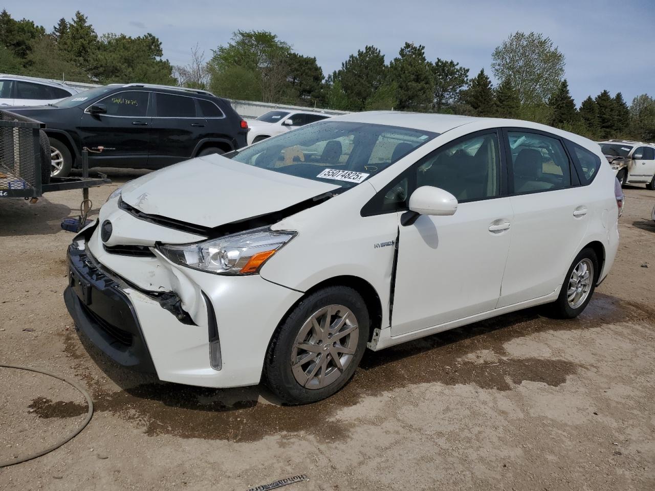TOYOTA PRIUS V 2017