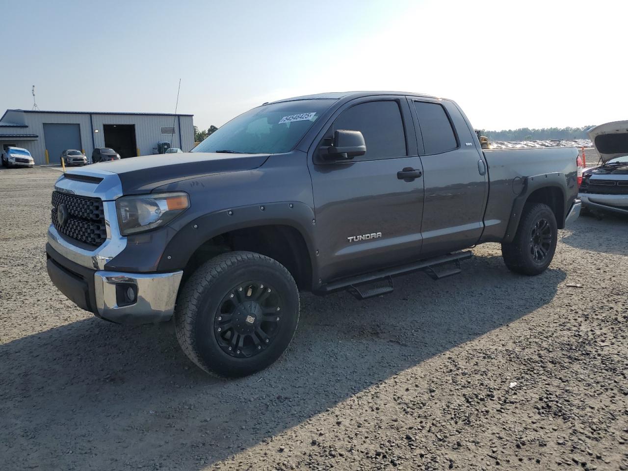 TOYOTA TUNDRA DOU 2019