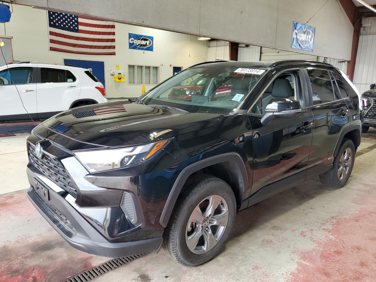 TOYOTA RAV4 XLE 2022