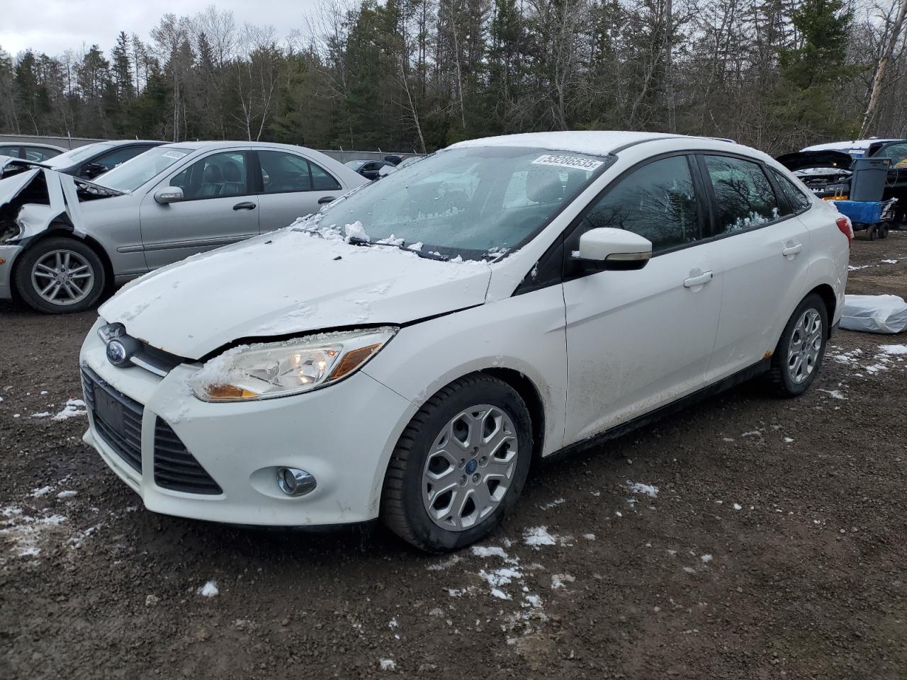 FORD FOCUS SE 2012